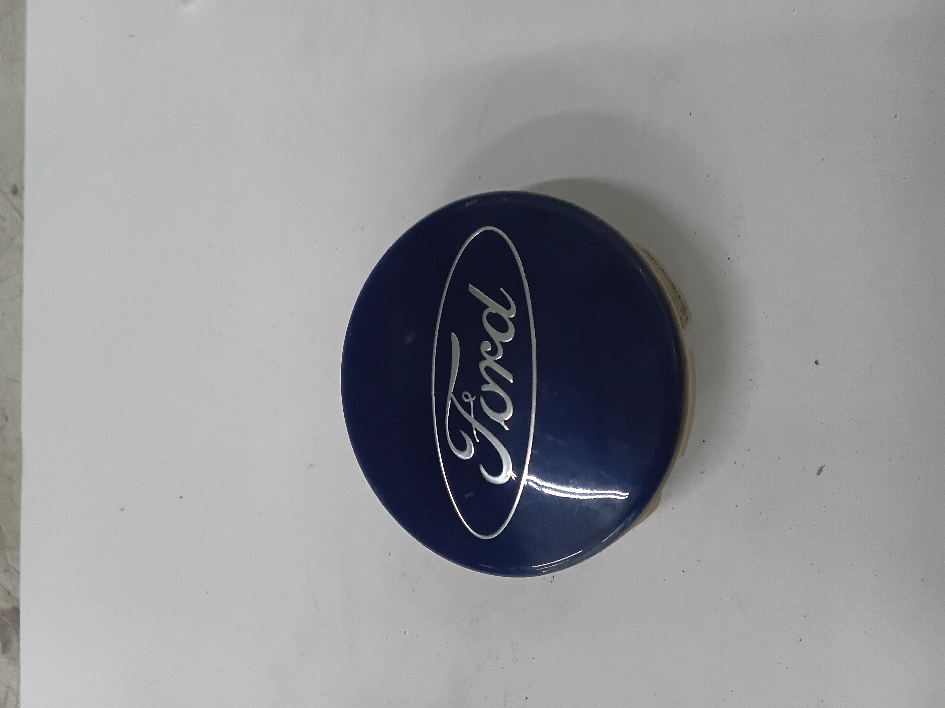 Center Cap — 2010 Lincoln MKX