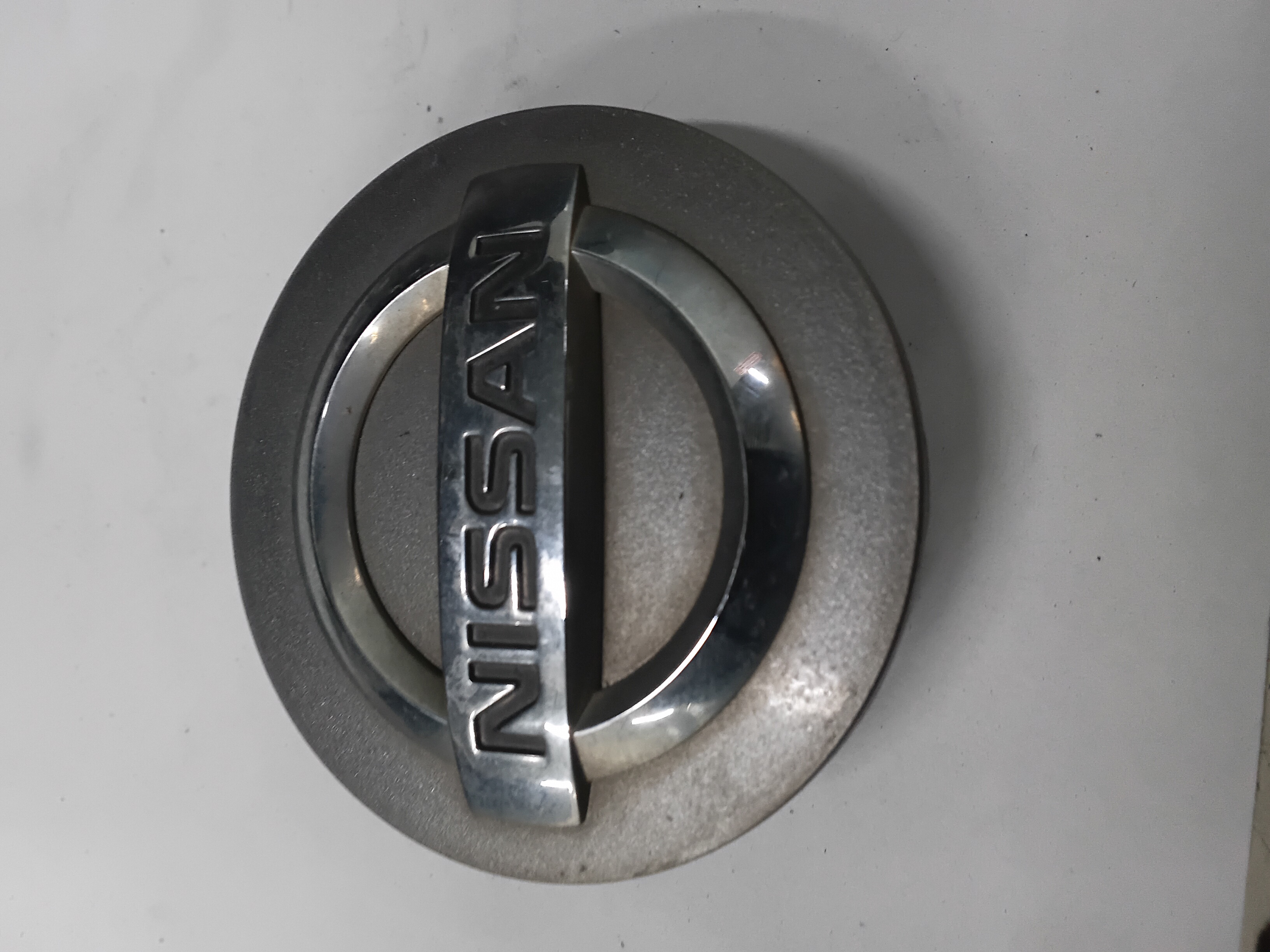 Center Cap — 2004–2011 Nissan Titan