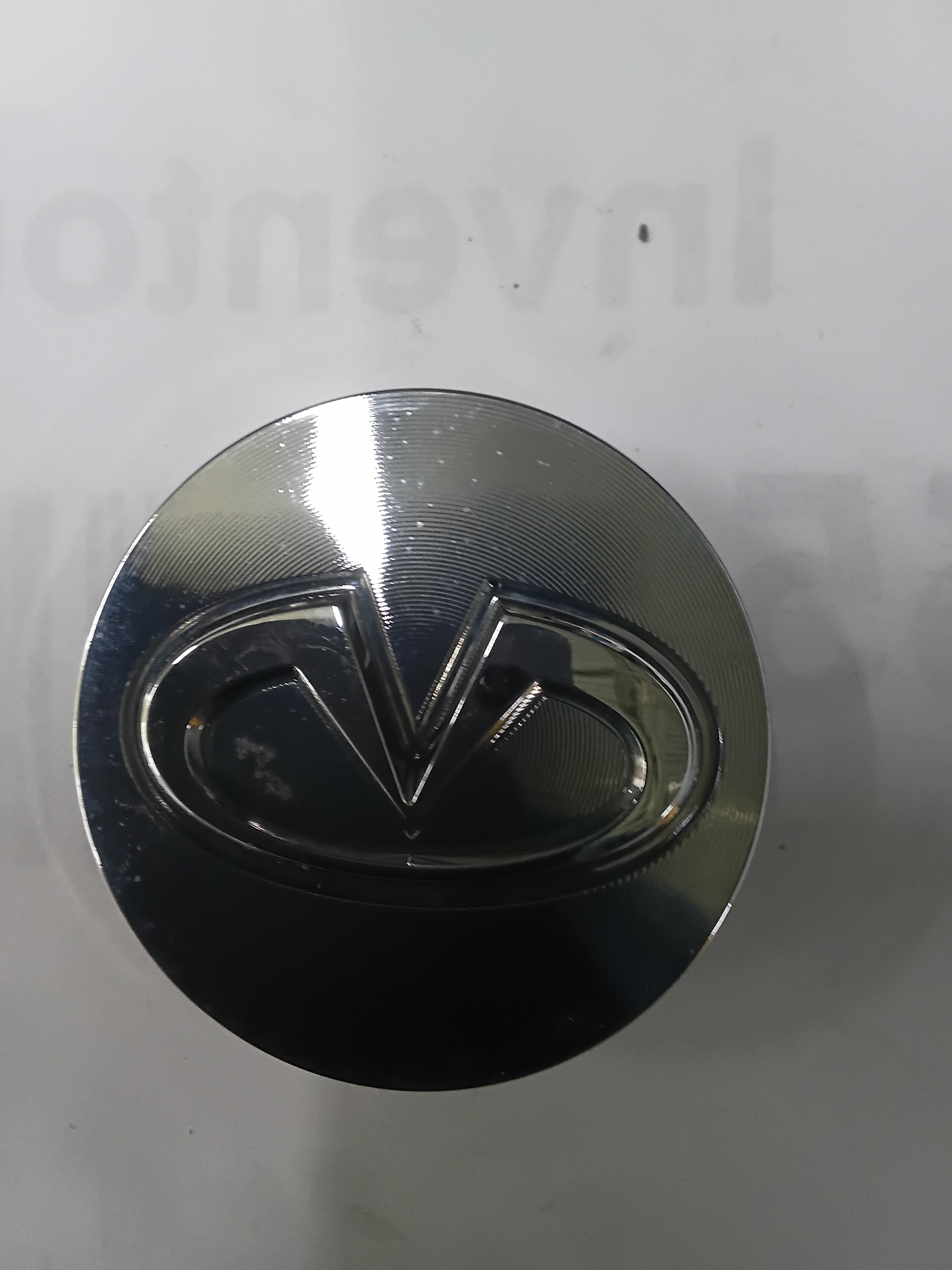 Center Cap — 2014 Infiniti QX70