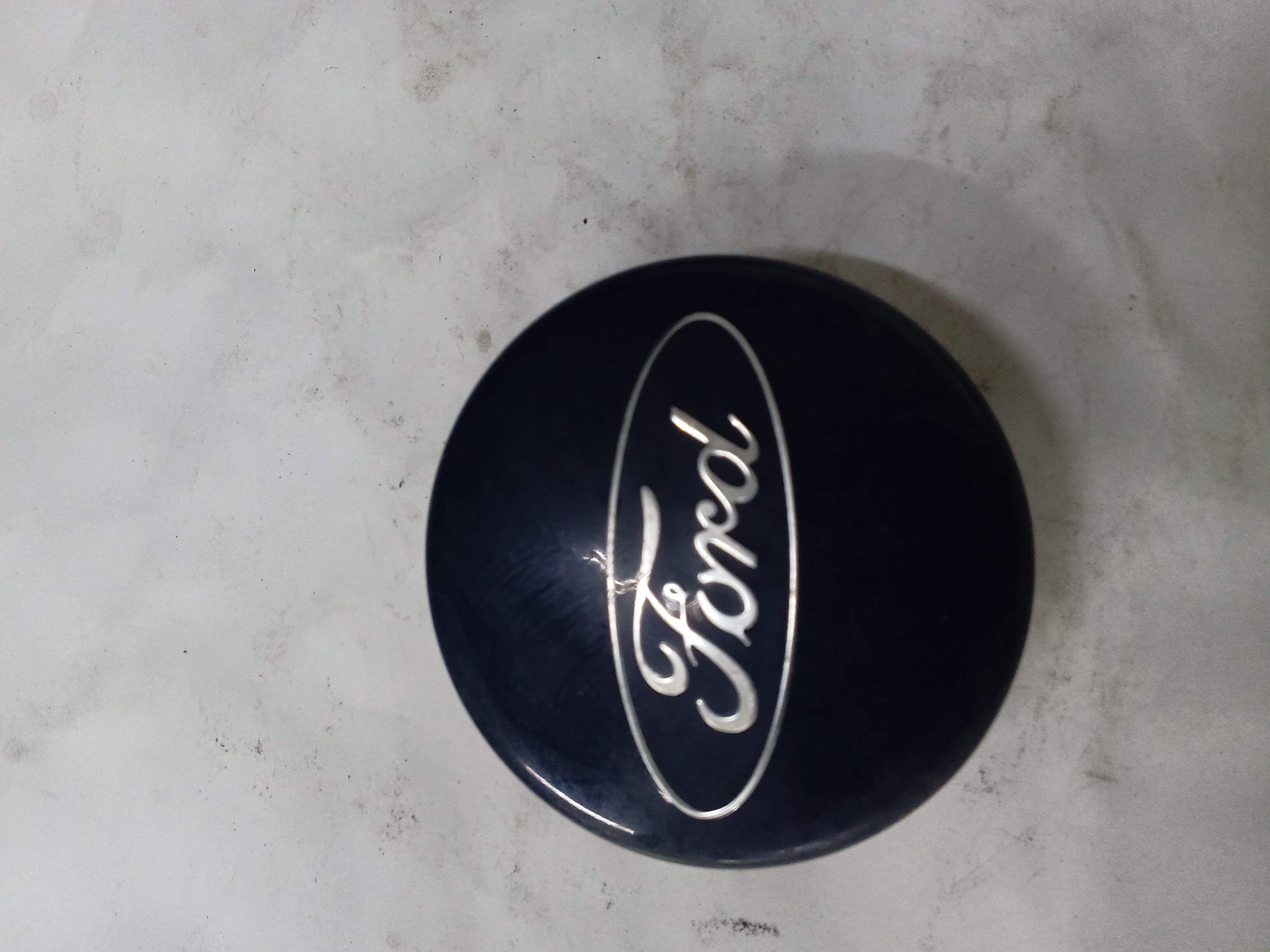 Center Cap — 2010 Lincoln MKX