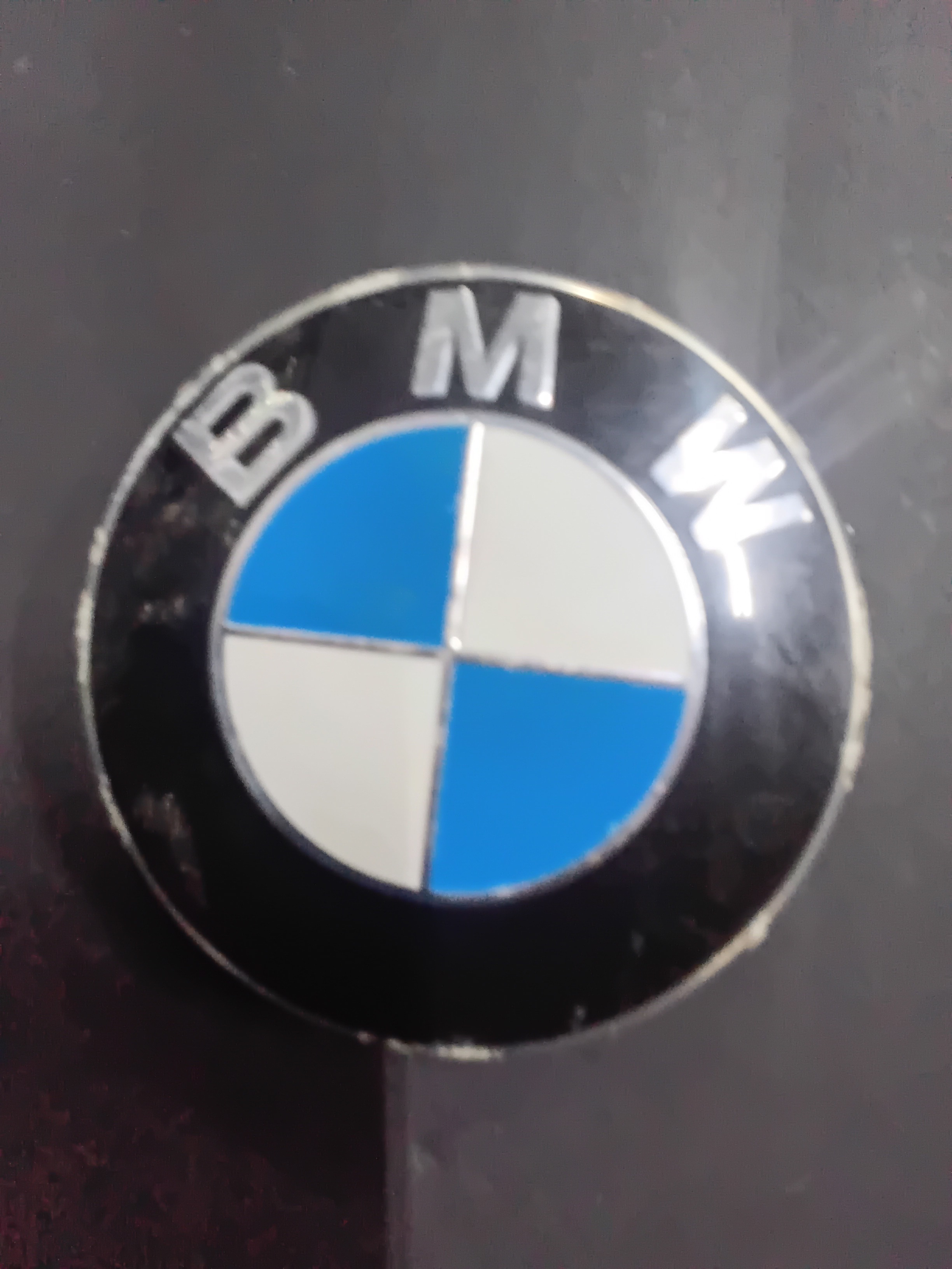 Center Cap — 2018–2020 BMW X2