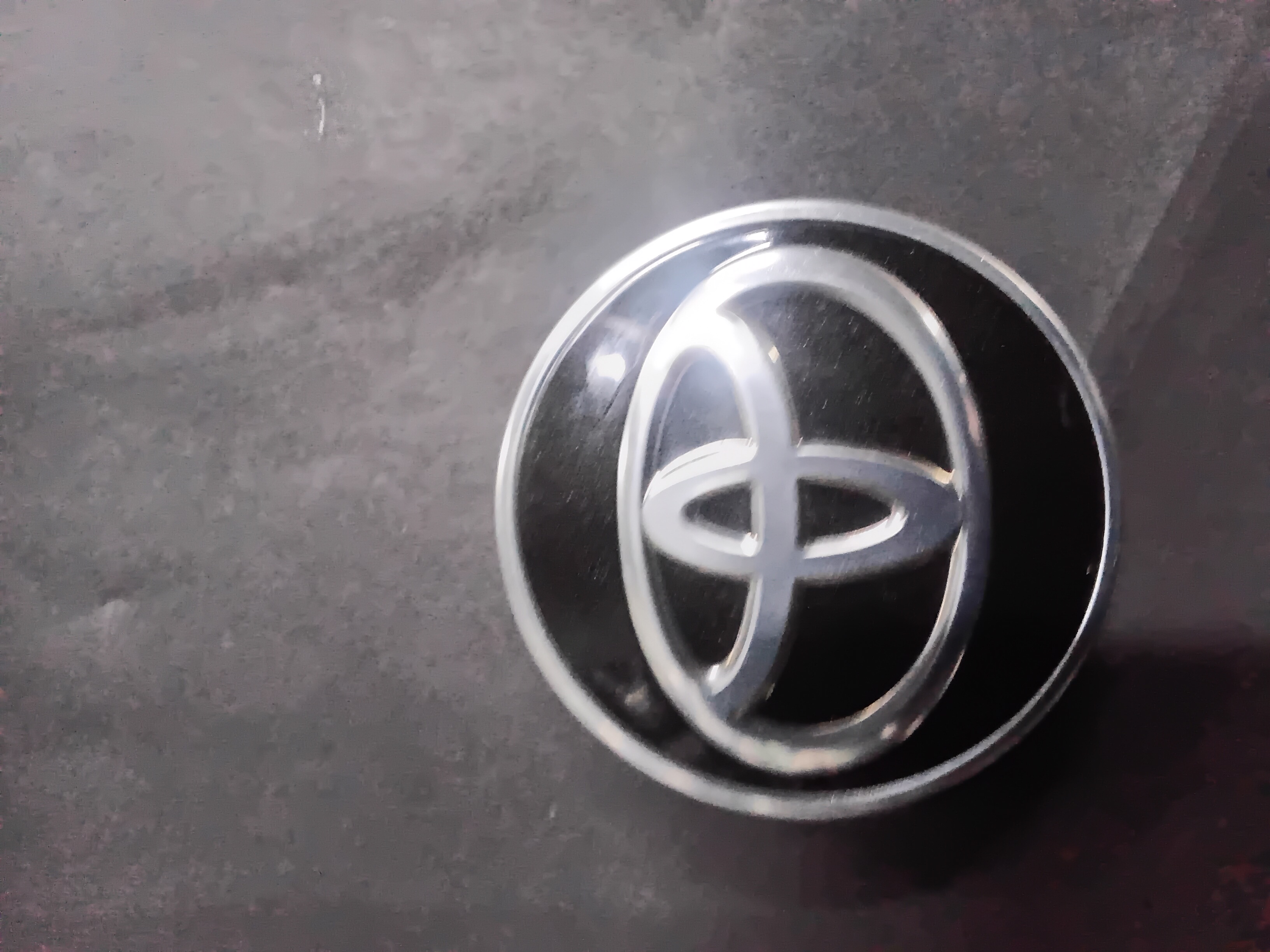 Center Cap — 2017–2019 Toyota Corolla