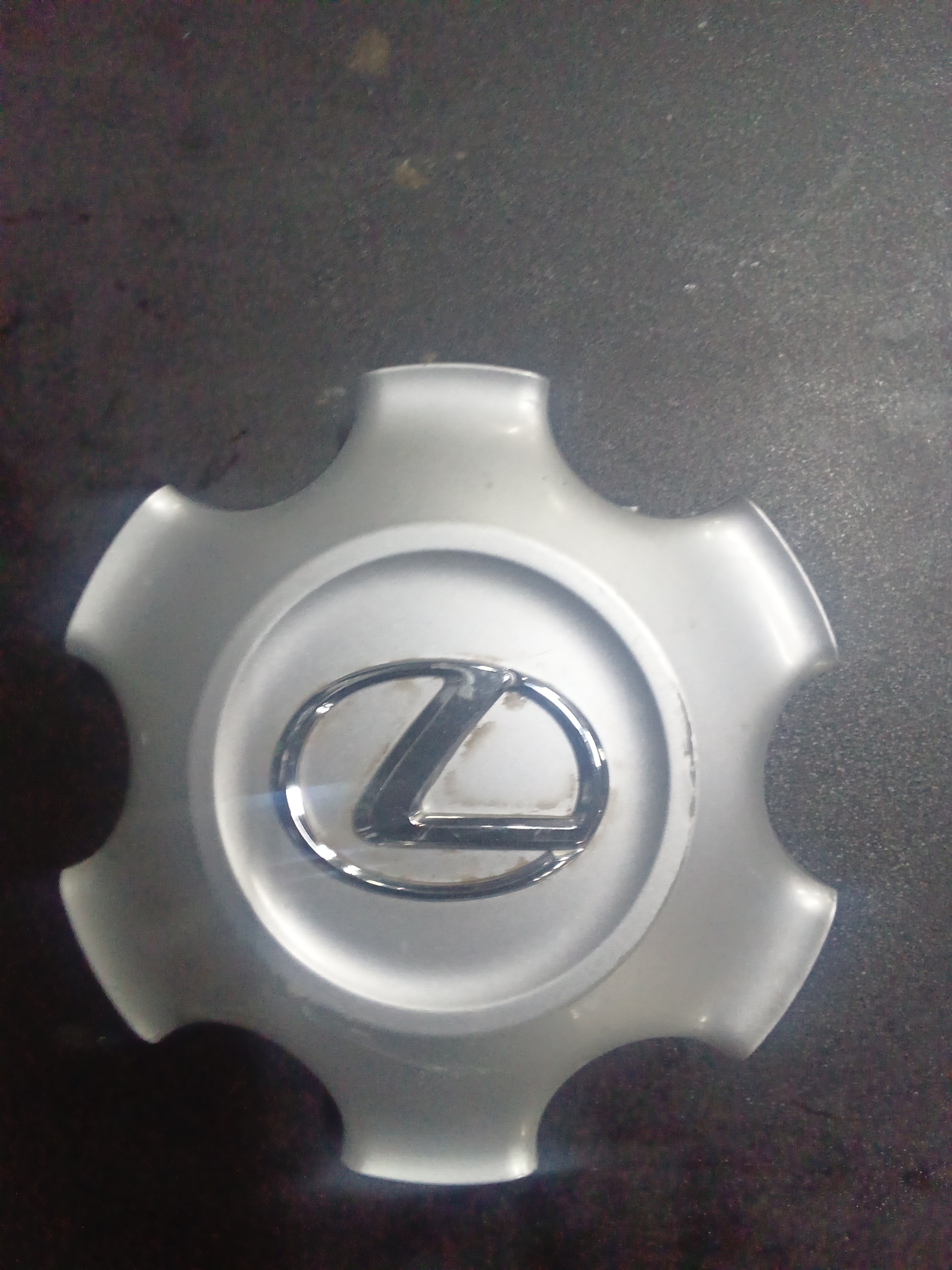 Center Cap — 2010–2021 Lexus GX460