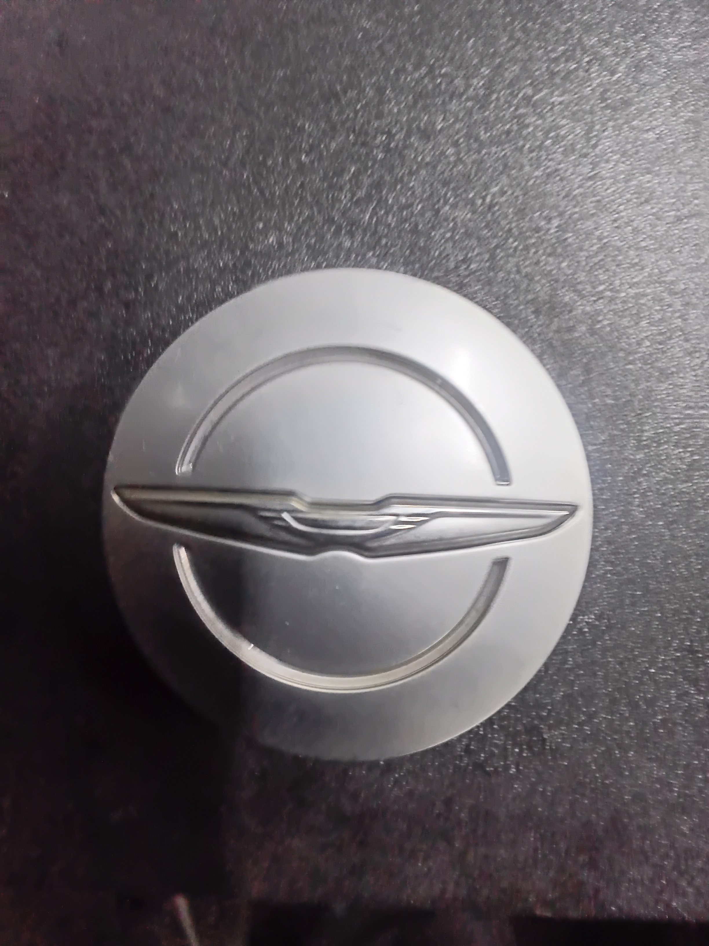 Center Cap — 2015–2022 Chrysler 300