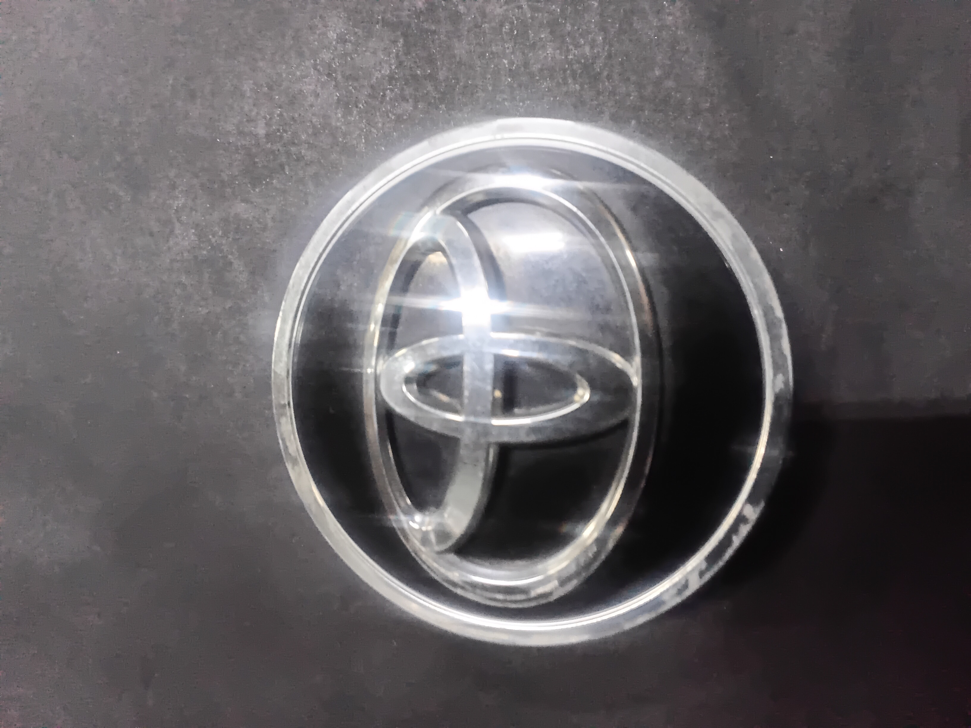 Center Cap — 2013–2015 Toyota RAV4